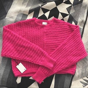 Aritzia Wilfred Free Pink Sweater Medium